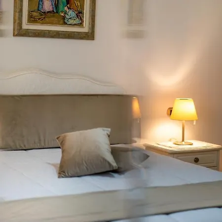 Couette-café Iulia Felix 4*