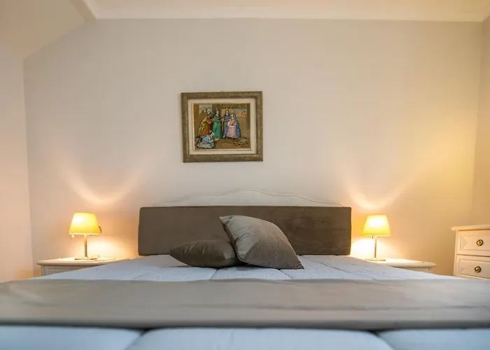 Iulia Felix Готель типу 